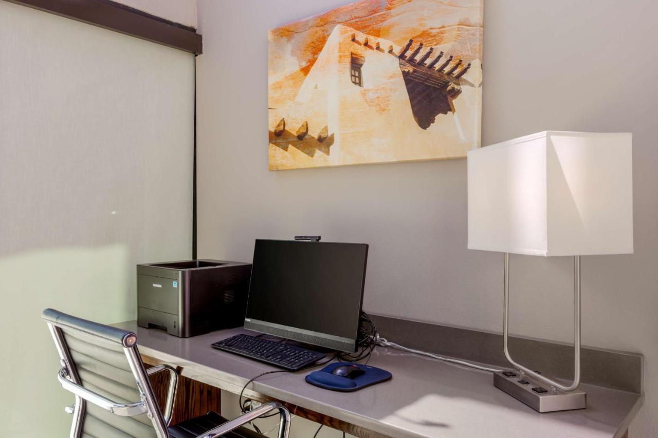 Best Western Pecos Inn Artesia Εξωτερικό φωτογραφία